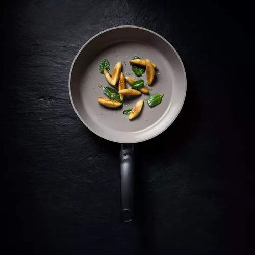 купить Сковорода Fissler 15922024100/08 Ceratal Comfort 24cm в Кишинёве 