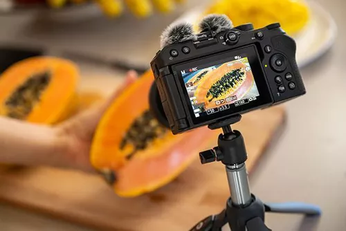 купить Фотоаппарат беззеркальный Nikon Z 30 vlogger kit в Кишинёве 