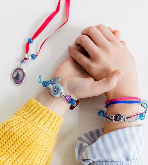 купить Набор для творчества Totum 680661 Set de creatie bratari si coliere Frozen 2, 48572 в Кишинёве 