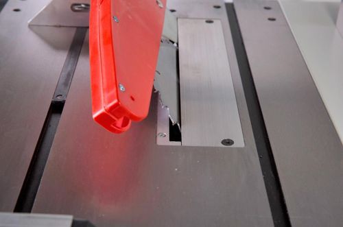 cumpără Scule electrice staționare Stürmer Maschinen 5902025 Fierăstrău circular cu masă TKS 254 E (230V) în Chișinău 