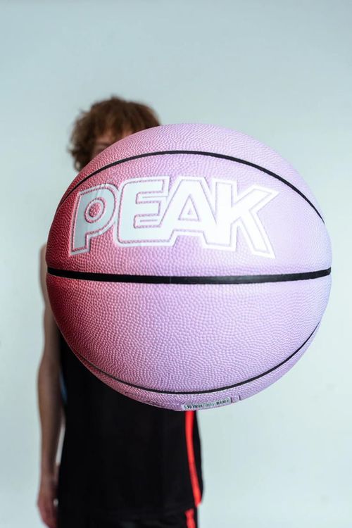 купить Мяч PEAK 48907 Basketball Series Q1252040 Purple 7# в Кишинёве 