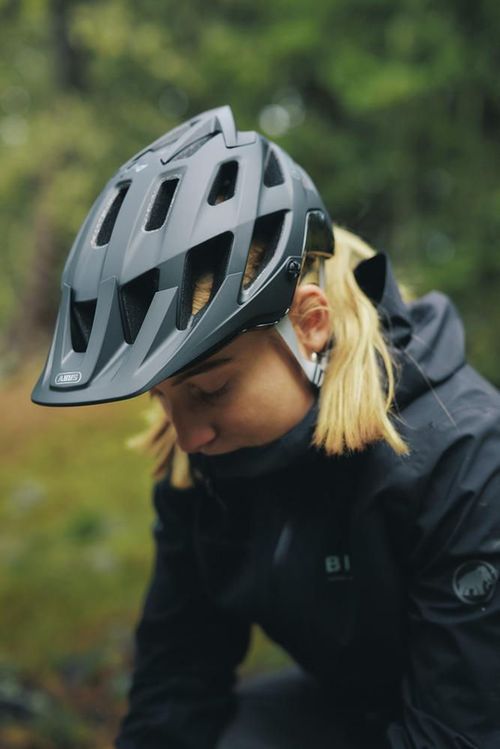 купить Защитный шлем Abus Moventor 2.0 MIPS muted black S в Кишинёве 