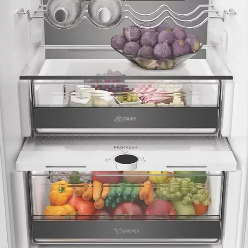 cumpără Frigider încorporabil Whirlpool WHK25323B5E2 în Chișinău 