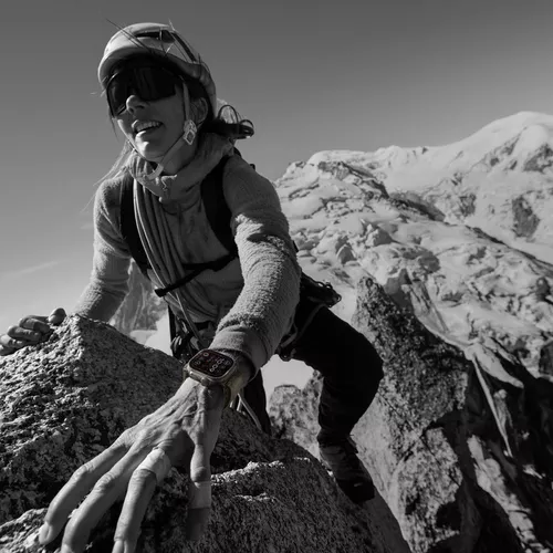 купить Смарт часы Apple Watch Ultra 2 GPS + Cellular, 49mm White Ocean MREJ3 в Кишинёве 