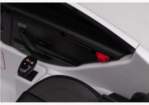 купить Электромобиль Kids car 8610044-4BRwhite Mercedes-Benz CLA45 в Кишинёве 