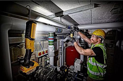 купить Освещение строительное Stanley Lanterna LED cu acumulator SFMCL050B-XJ в Кишинёве 