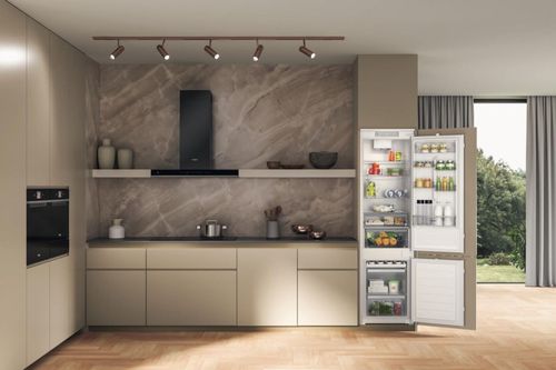cumpără Frigider încorporabil Whirlpool WHC20D013D1 în Chișinău 