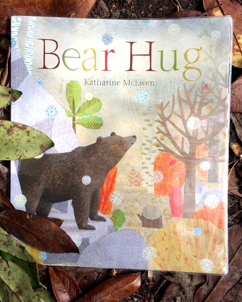 купить Bear Hug - Katharine MvEwan в Кишинёве 