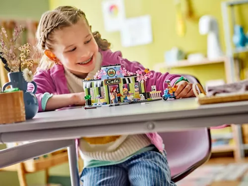 купить Конструктор Lego 42618 Friends Кафе Хартлейк Сити в Кишинёве 