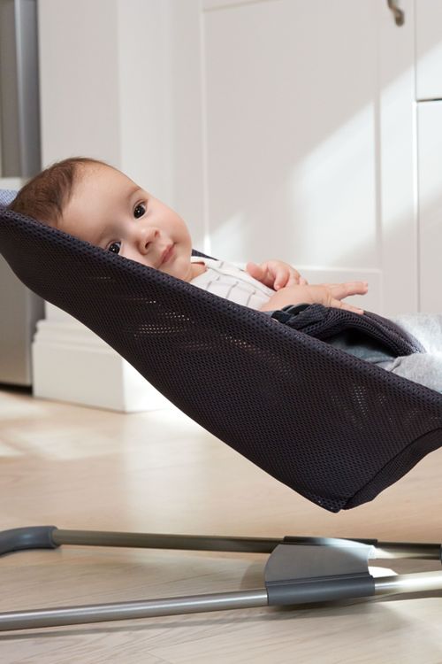 Шезлонг-качалка BabyBjorn Bliss Black, Mesh 