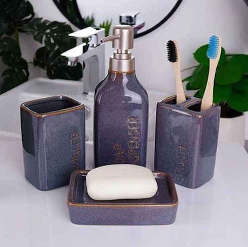 купить Набор для ванной Promstore 49694 Set pentru baie din ceramica Bathroom (4 unit) Engraved Text в Кишинёве 