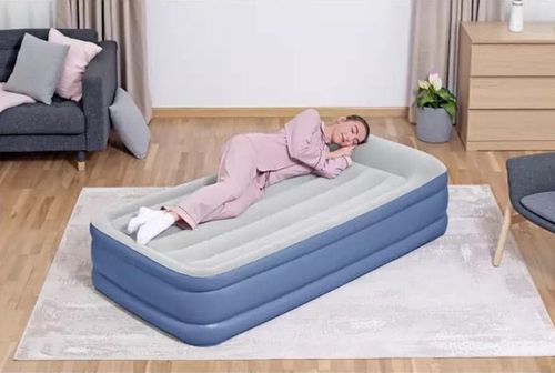 купить Надувной матрас Bestway 67628 Saltea gonflabila 191x97x46cm cu pompa incorp в Кишинёве 