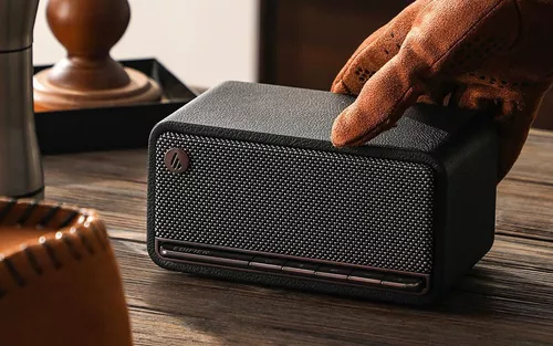 cumpără Boxă portativă Bluetooth Edifier MP230 Retro Black în Chișinău 