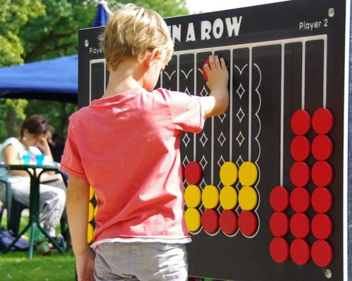 купить Комплектующий элемент для детской площадки PlayPark 4549 интерактивная панель 3-в-РЯД (черная) в Кишинёве 