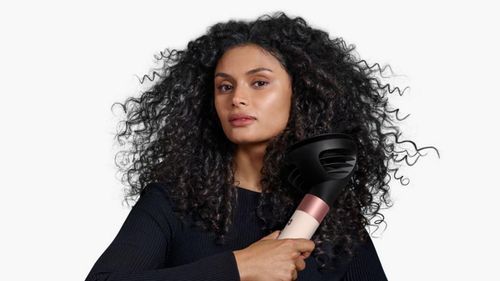 cumpără Aparat pentru aranjarea părului Dyson HS08 Airwrap i.d. Curly & Coily Ceramic Pink / Rose Gold în Chișinău 