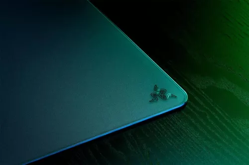 cumpără Covoraș pentru mouse Razer RZ02-04890100-R3M1 Atlas - Premium Tempered Glass Mat în Chișinău 