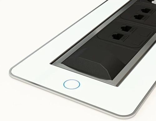 купить Розетка электрическая ASA Plastici 060.24F.00032 Versaturn 3.0 3 sockets F+ 1 USB 5V(A+C) White glass в Кишинёве 