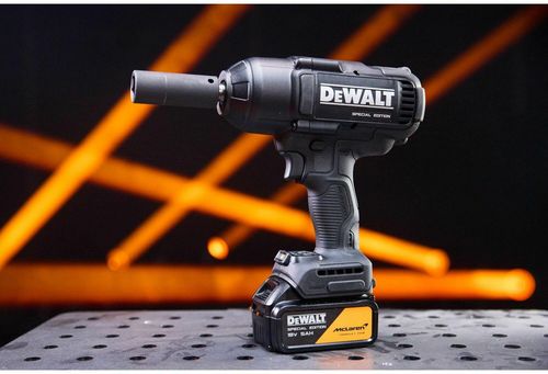 cumpără Mașina de infeliat DeWalt DCF99MP2T MCLAREN, 18V, 2x5Ah, 1396Nm/1898NM în Chișinău 