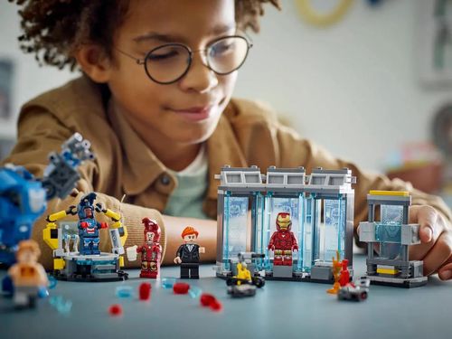 купить Конструктор Lego 76315 Super Heroes Iron Man's Laboratory: Hall Of Armor в Кишинёве 