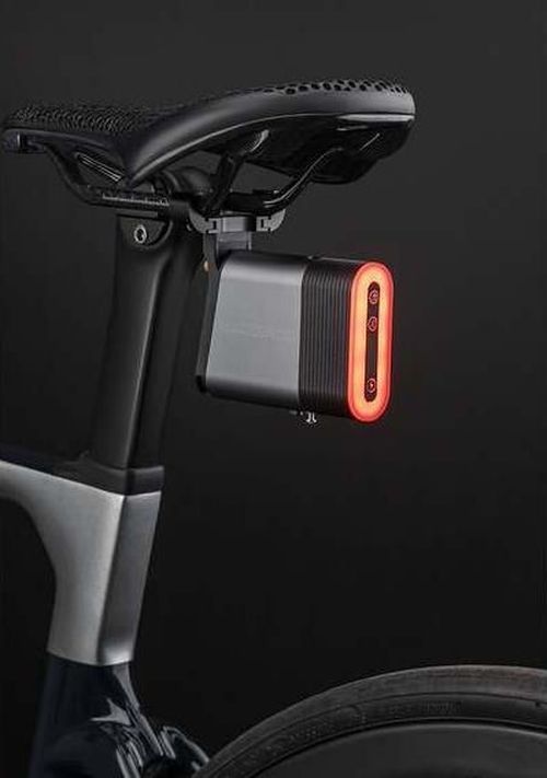 купить Аксессуар для велосипеда Rockbros 24720007001 Lanterna spate pentru bicicleta REX02, cu cablu antifurt в Кишинёве 