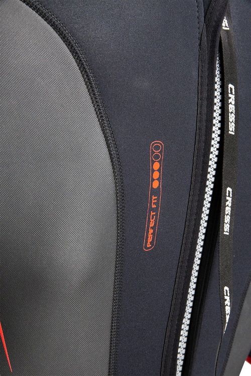 cumpără Accesoriu pentru înot Cressi-Sub Costum neopren ALTUM SHORTY WETSUIT 3mm black/red 2XL/6 (XLV436026) în Chișinău 