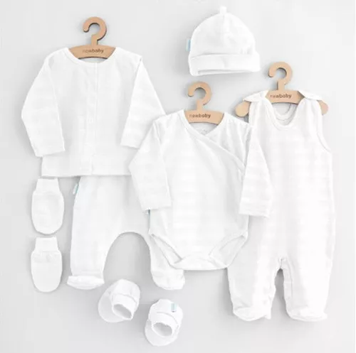cumpără Lenjerie de pat pentru copii New Baby 49102 набор одежды для новорожденных 7 ед I AM white în Chișinău 