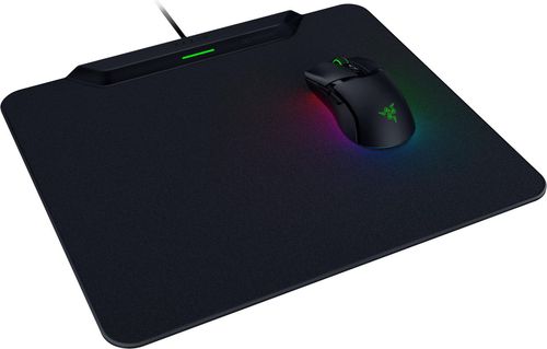 cumpără Covoraș pentru mouse Razer RZ81-04930100-B3M1 Pad with Wireless Charger HyperFlux V2 Hard Edition în Chișinău 