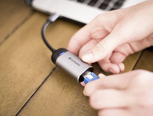 cumpără Verbatim USB-C to Gigabit Ethernet Adapter (49146) în Chișinău 
