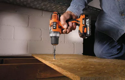 cumpără Bormașina AEG BS18C LI-202C 18V 2.0Ah 2vit. 4935443977 în Chișinău 