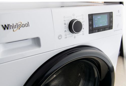 stiralnaya mashina s frontalnoj zagruzkoj whirlpool fwd91496bvee