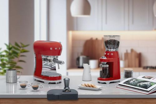 cumpără Râșniță de cafea SMEG CGF01RDEU în Chișinău 