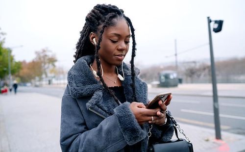 cumpără Căști fără fir JBL Tune 235BT White în Chișinău 