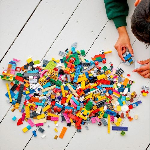 купить Конструктор Lego 11021 90 Years of Play в Кишинёве 