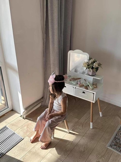 купить Набор детской мебели Richi (63406) Masa pentru machiaj din lemn cu scaunel в Кишинёве 