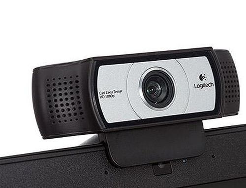 cumpără Logitech C930e Business Webcam, Microphone, Autofocus, Full HD 1080p 30fps/720p 60fps video streaming, Photos 15 megapixels (soft. enh.), Tripod, RightLight2&RightSound, USB 2.0 (camera web/веб-камера), 960-000972 în Chișinău 