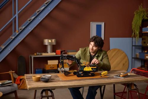 cumpără Set de construcție Lego 42215 Volvo Ec500 Hybrid Excavator în Chișinău 