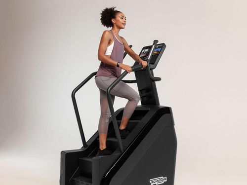 cumpără Stepper Technogym 3929 Artis Climb (max.180kg) în Chișinău 