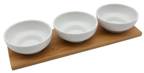 купить Посуда прочая EuroGold 7112901411 Boluri rotunde ceramice pe suport din bambus 3buc в Кишинёве 