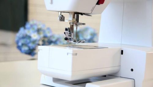 cumpără Mașină de cusut Bernette Sew&go 7 în Chișinău 