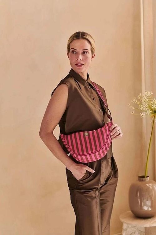 купить Сумка плечевая Pip Studio 51.273.418 Freya Half Moon Cross Body Bag Stripe Pink 34x10x16cm в Кишинёве 