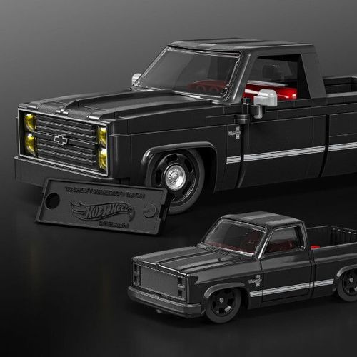 cumpără Mașină Hot Wheels JKG42 83 Chevy Silverado în Chișinău 