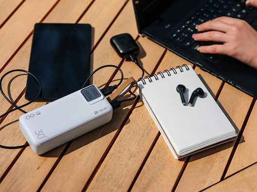 купить Аккумулятор внешний USB (Powerbank) Tracer BLAZE 30000mAh 65W WH в Кишинёве 