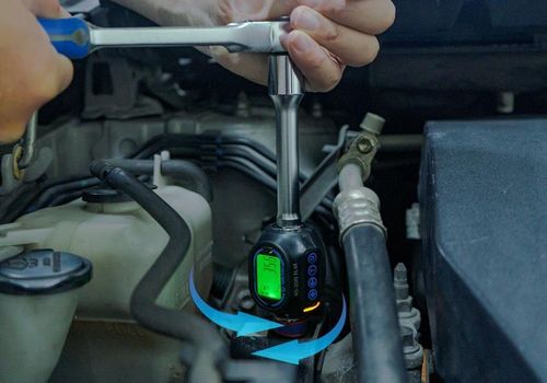 купить Измерительный прибор King Tony 34417-1A динамометрический адаптер электронно-цифровой 1/2" • 40-200 Нм с функцией угломера в Кишинёве 