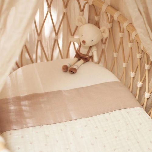 купить Детское постельное белье Jollein 008-524-68017 Cearsaf pentru patut Slub Nougat, 120x150cm в Кишинёве 