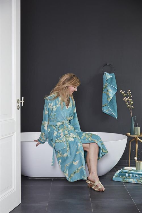 cumpără Halat Beddinghouse 228607 (Van Gogh) Blossom Bathrobe Blue L în Chișinău 