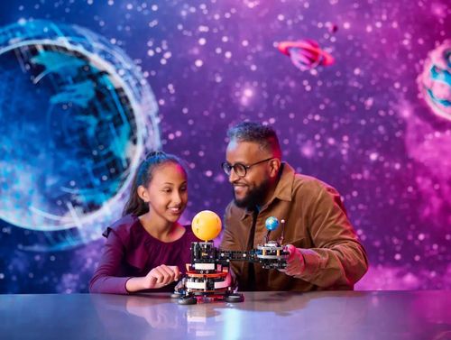 купить Конструктор Lego 42179 Planet Earth And Moon In Orbit в Кишинёве 