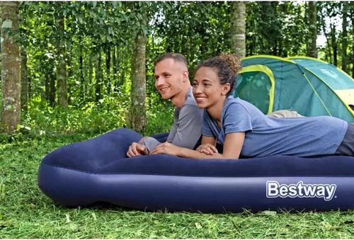 cumpără Saltea gonflabilă Bestway 67226 Air Mattress Queen Built-in Foot Pump 203x152x28cm în Chișinău 