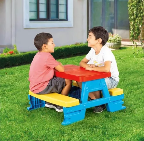 cumpără Set de mobilier pentru copii Dolu 03008 Masa cu scaune din plastic 4 pers. în Chișinău 