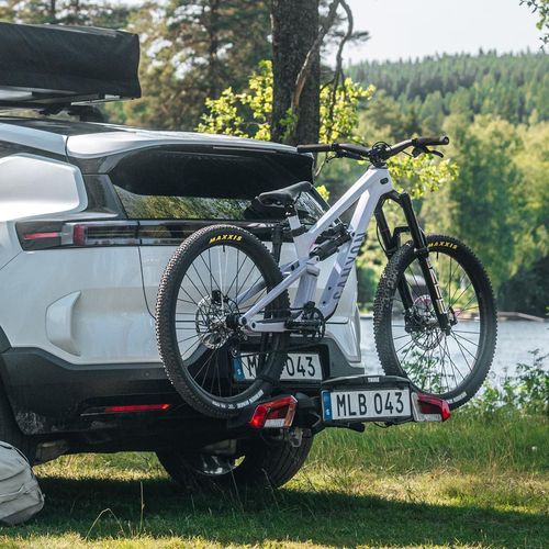 cumpără Suport auto bicicleta THULE VeloLite 3-bike no tilt platform towbar bike carrier 13pin black (9053100) în Chișinău 