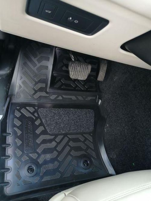 купить Коврик для автомобиля Aileron 63403 Land Rover Range Rover (2012-) салон (3D с подпятником)(Крепеж4) в Кишинёве 